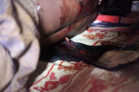 나시르 압둘라(25)는 8월 9일 오후 2차 폭력사태 발생한 보두바 캠프 인근 시장을 다녀오며 길을 건너다 등에 총을 맞았다. 눈을 감지 못한 채 즉사했다. (Photo © Lee Yu Kyung) 